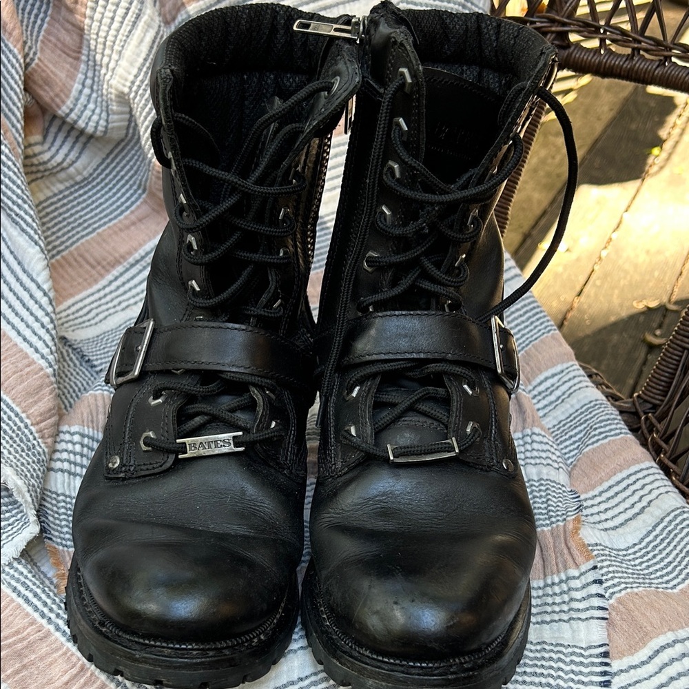 Bates Men's Black Leather Combat Boots size 11.5